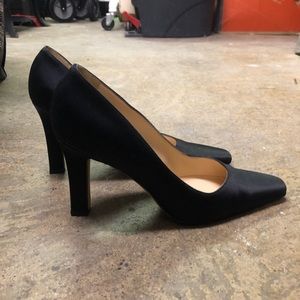 Manolo Blahnik black satin pumps